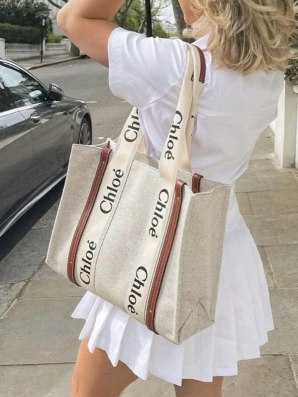 CHLOE Large Woody Tote, Navy - Picture 15 of 16